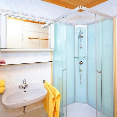 Nibelungen Dom wakacyjny *